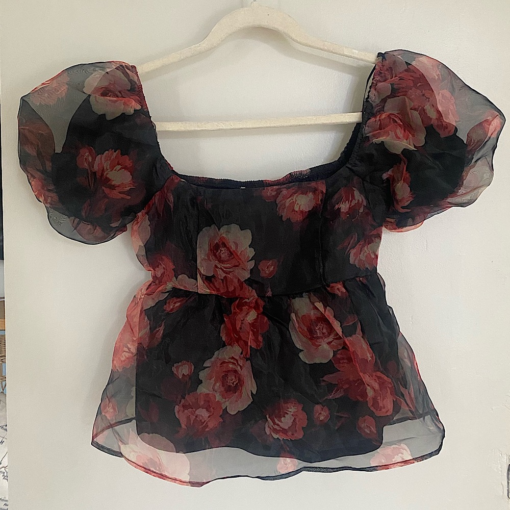 Thirty / thirty LA black rose babydoll puff sleeve top NWT